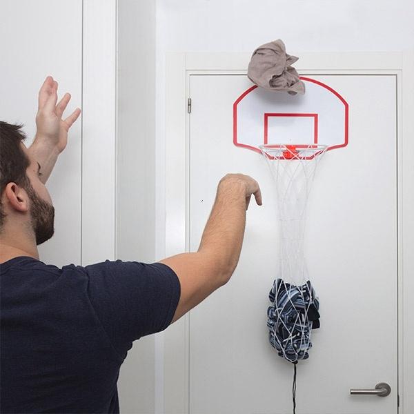 Basketbalový kôš nielen na špinavé  prádlo